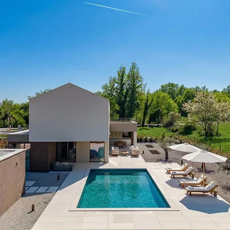 Villa Nara By Interhome