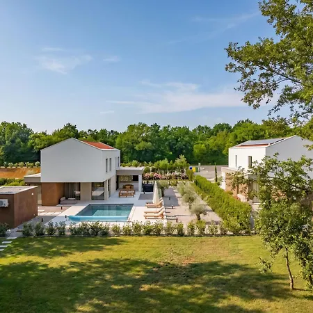 Villa Nara By Interhome